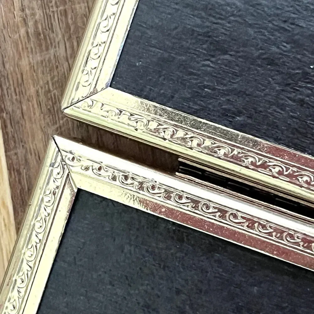 Vintage Gold Brass Tone Metal Bi-Fold Tabletop Picture Frame for 5x7